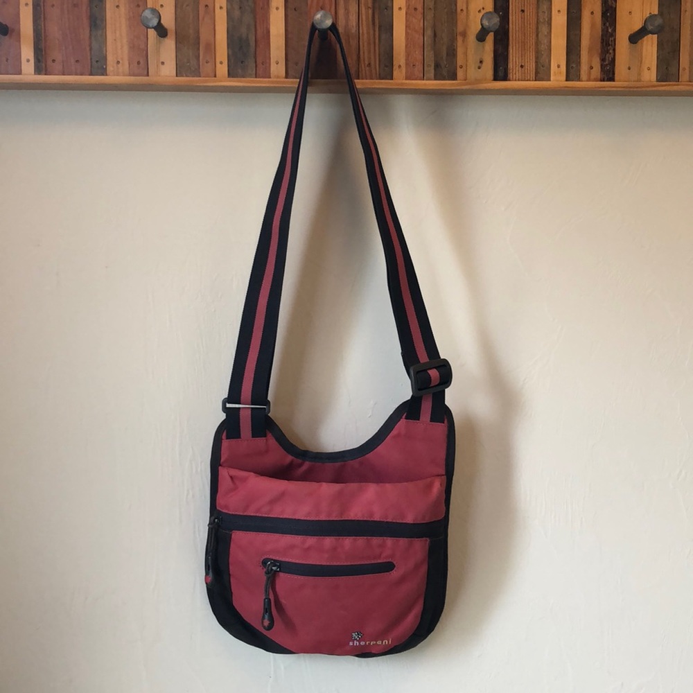 Sherpani Switch crossbody bag purse